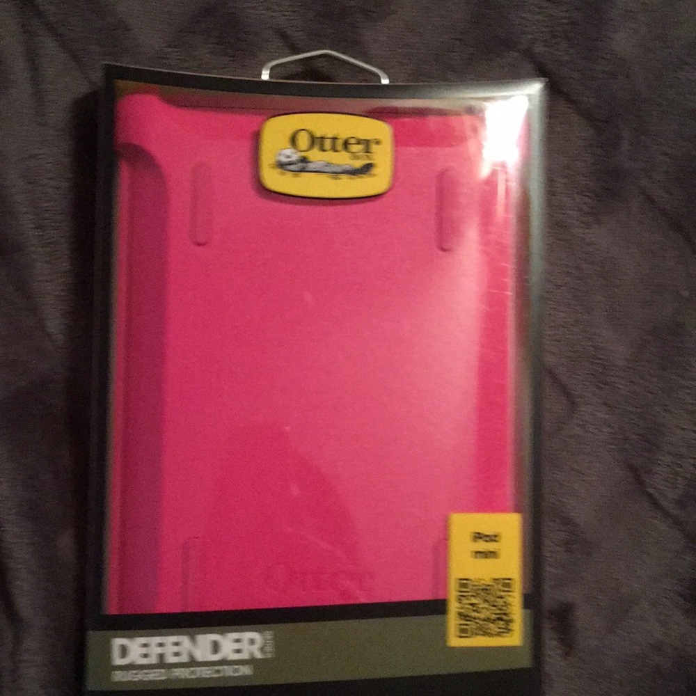 Brand New iPad Mini Defender Otterbox case